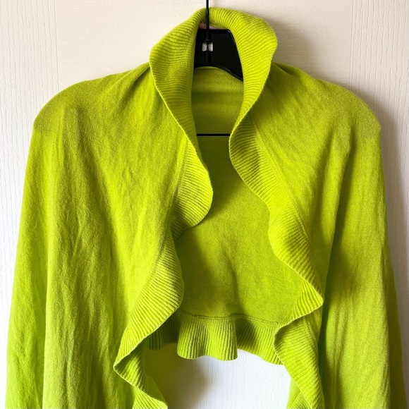 Lilly Pulitzer Cashmere Ruffle Wrap Spring Winter Scarf Shawl Lime Green OS EUC - Picture 3 of 7